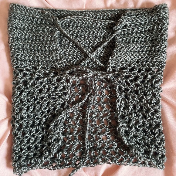 Cute crochet tube top with corset back (Size small) - Picture 2 of 2